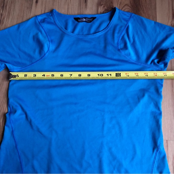 THE NORTH FACE FlashDry Tee Shirt Short Sleeve Activewear Medium Blue Women’s - Picture 6 of 16